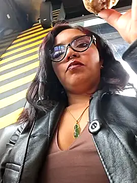 Snapshot of amanne_misa chatting on February 20, 9:37 pm amanne misa online show from February 20, 9:37 pm