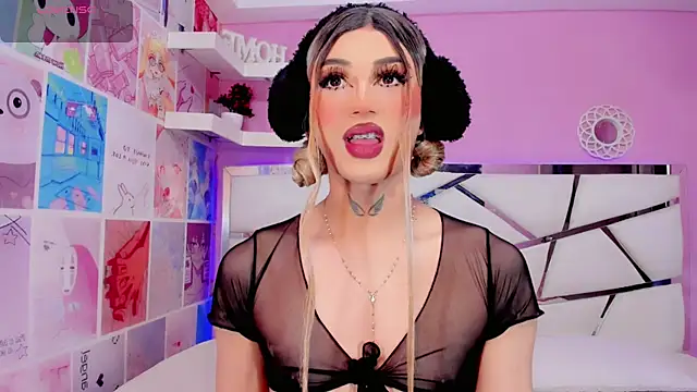 Miacuteee online show from December 5, 9:00 pm