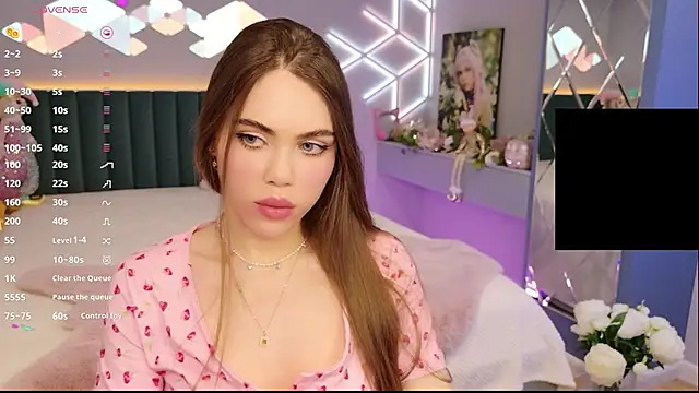 MimiFors online show from March 23, 5:39 pm