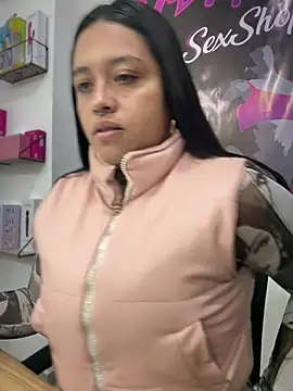 -Mia1 online show from February 14, 12:35 pm