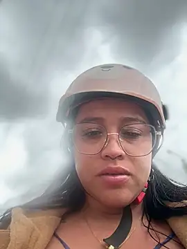 Snapshot of -Mia1 chatting on June 27, 2:12 pm -Mia1 online show from June 27, 2:12 pm