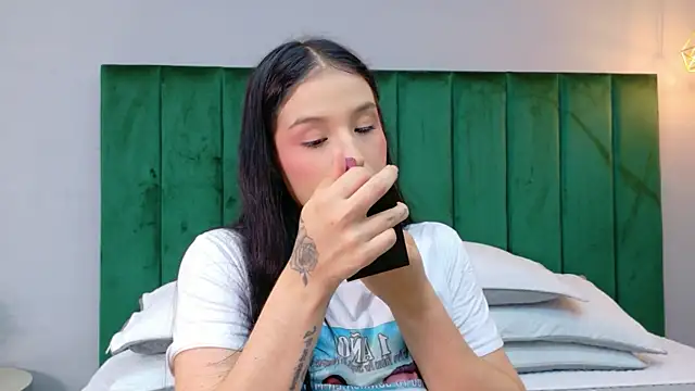 Ashley Evans22 online show from July 9, 12:26 am