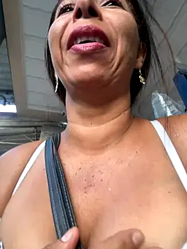 maleja23 online show from November 1, 10:34 pm