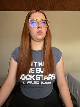 CoraVibes online show from November 19, 11:54 am