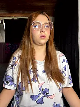 CoraVibes online show from January 13, 12:10 pm