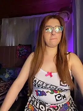 CoraVibes online show from February 10, 12:20 pm