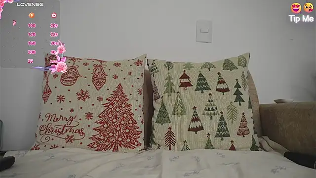 Roxybeautyy online show from February 20, 9:21 am