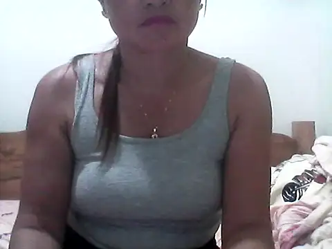 nathalie0045 online show from April 4, 9:51 am