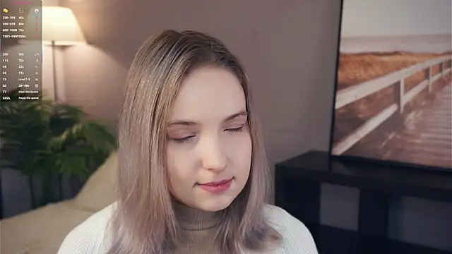 HongTomczak online show from December 17, 7:36 am