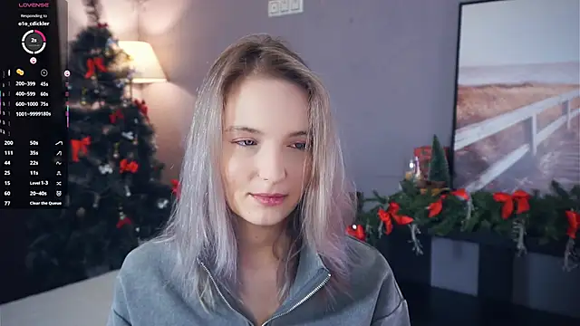 HongTomczak online show from January 10, 7:43 am