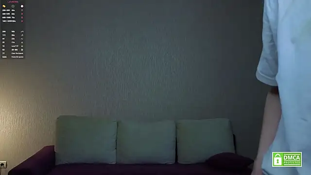 HongTomczak online show from April 7, 7:42 am