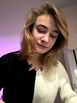 Snapshot of SugarDanger chatting on January 6, 5:11 am SugarDanger online show from January 6, 5:11 am