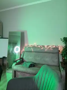 Snapshot of SugarDanger chatting on February 24, 1:20 pm SugarDanger online show from February 24, 1:20 pm