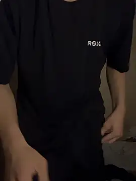 Snapshot of milkis024680 chatting on October 17, 3:25 pm milkis024680 online show from October 17, 3:25 pm