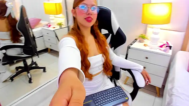 EimmyJones online show from September 24, 3:32 am