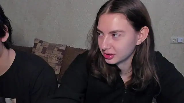 muuur fam online show from October 17, 5:59 pm