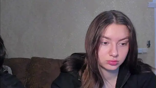 muuur fam online show from December 21, 9:27 am