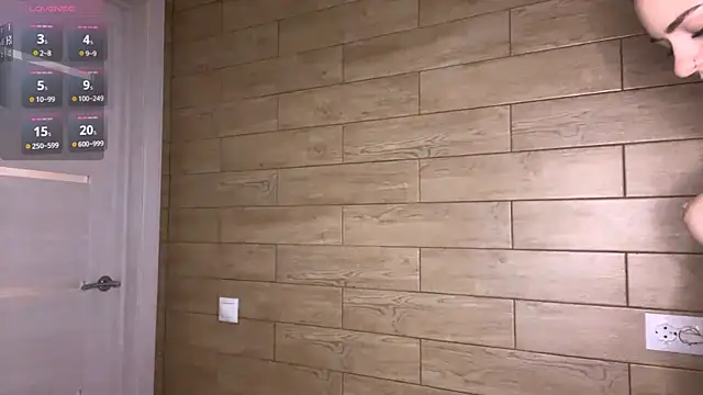 TianaWidell online show from December 15, 12:09 pm