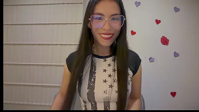 Snapshot of sasha_jonne chatting on July 6, 1:57 am sasha jonne online show from July 6, 1:57 am