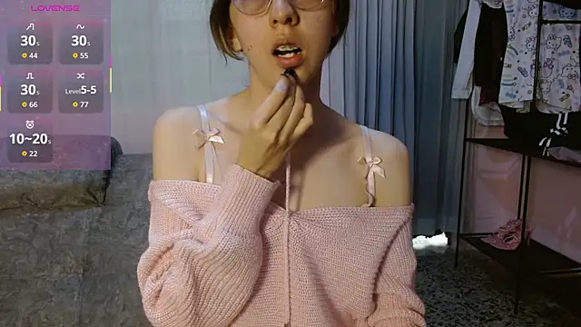 AnnieSparkle online show from January 18, 8:23 pm