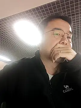 Snapshot of nnnnnan9527 chatting on October 14, 3:18 am nnnnnan9527 online show from October 14, 3:18 am