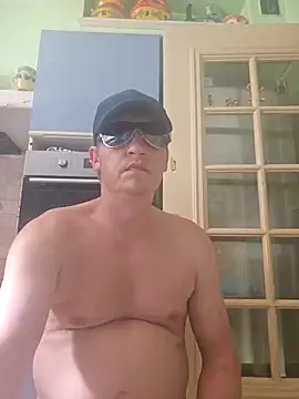 Snapshot of justeadeux chatting on September 9, 2:49 pm justeadeux online show from September 9, 2:49 pm