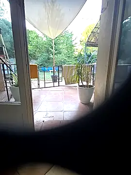 Snapshot of justeadeux chatting on September 21, 7:21 am justeadeux online show from September 21, 7:21 am