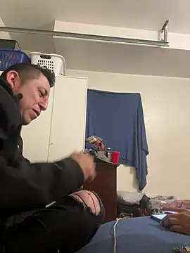 B3toBaby online show from March 20, 11:37 am