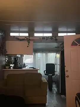 B3toBaby online show from March 22, 1:58 pm