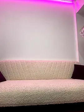 Angel  Vibe online show from December 13, 8:14 pm