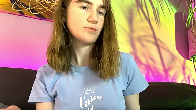 Snapshot of velina__ chatting on September 18, 4:09 pm velina online show from September 18, 4:09 pm