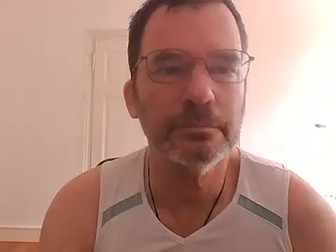 stallionrider88 online show from April 18, 11:03 am