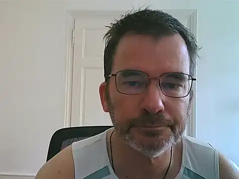 stallionrider88 online show from April 26, 2:04 pm