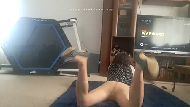 DependentDare1 online show from April 15, 6:48 pm