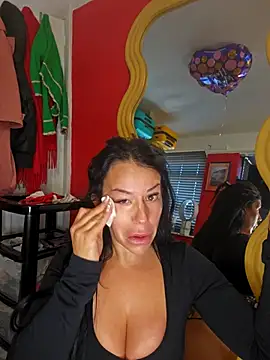 Filthymaddymilfy25 online show from April 13, 8:31 am