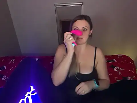 Velvetwitch87 online show from December 17, 6:14 pm