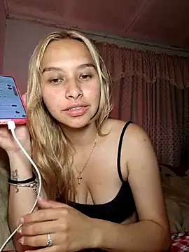 Snapshot of Siennalust1 chatting on September 26, 2:48 am Siennalust1 online show from September 26, 2:48 am