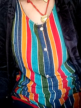 Snapshot of Hot_tin74 chatting on November 1, 6:48 am Hot tin74 online show from November 1, 6:48 am