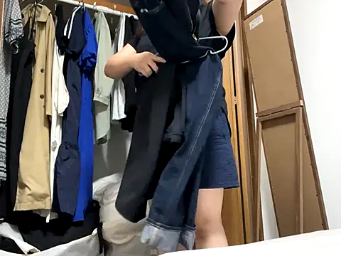 Snapshot of shimera-nohime25 chatting on September 16, 11:11 am shimera-nohime25 online show from September 16, 11:11 am