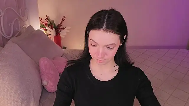 Loona Eclipse online show from November 26, 8:10 pm