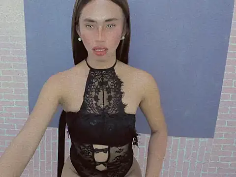 secretmiller  online show from November 29, 3:15 pm