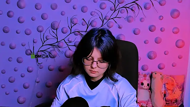 samanta hotty online show from December 17, 9:10 pm