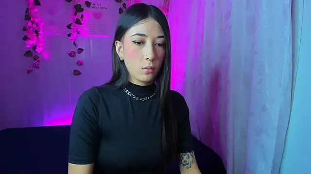 lia  harry online show from December 16, 1:32 am