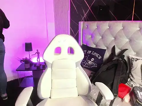 im bunny   online show from January 16, 11:25 am