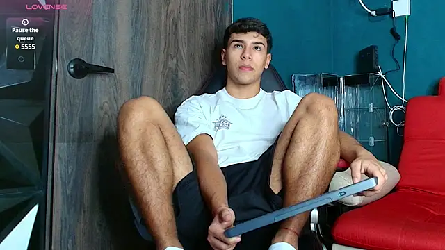 CHR58  online show from December 2, 9:54 pm