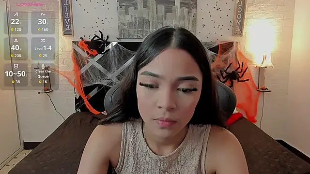 Snapshot of iamCharlotte19 chatting on October 27, 8:02 pm iamCharlotte19 online show from October 27, 8:02 pm