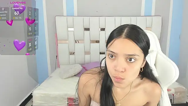 Snapshot of iamCharlotte19 chatting on November 17, 7:30 pm iamCharlotte19 online show from November 17, 7:30 pm