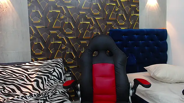 Snapshot of miss_leidy_ chatting on November 10, 2:21 am miss leidy online show from November 10, 2:21 am