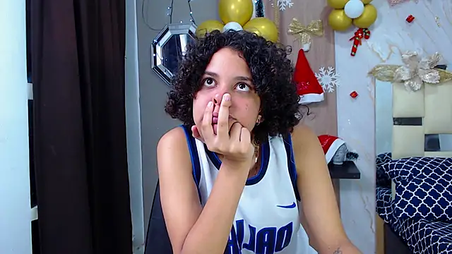 miss leidy  online show from November 15, 3:15 am