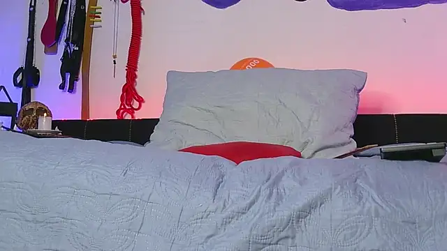 MeganBrown4 online show from September 22, 5:48 pm